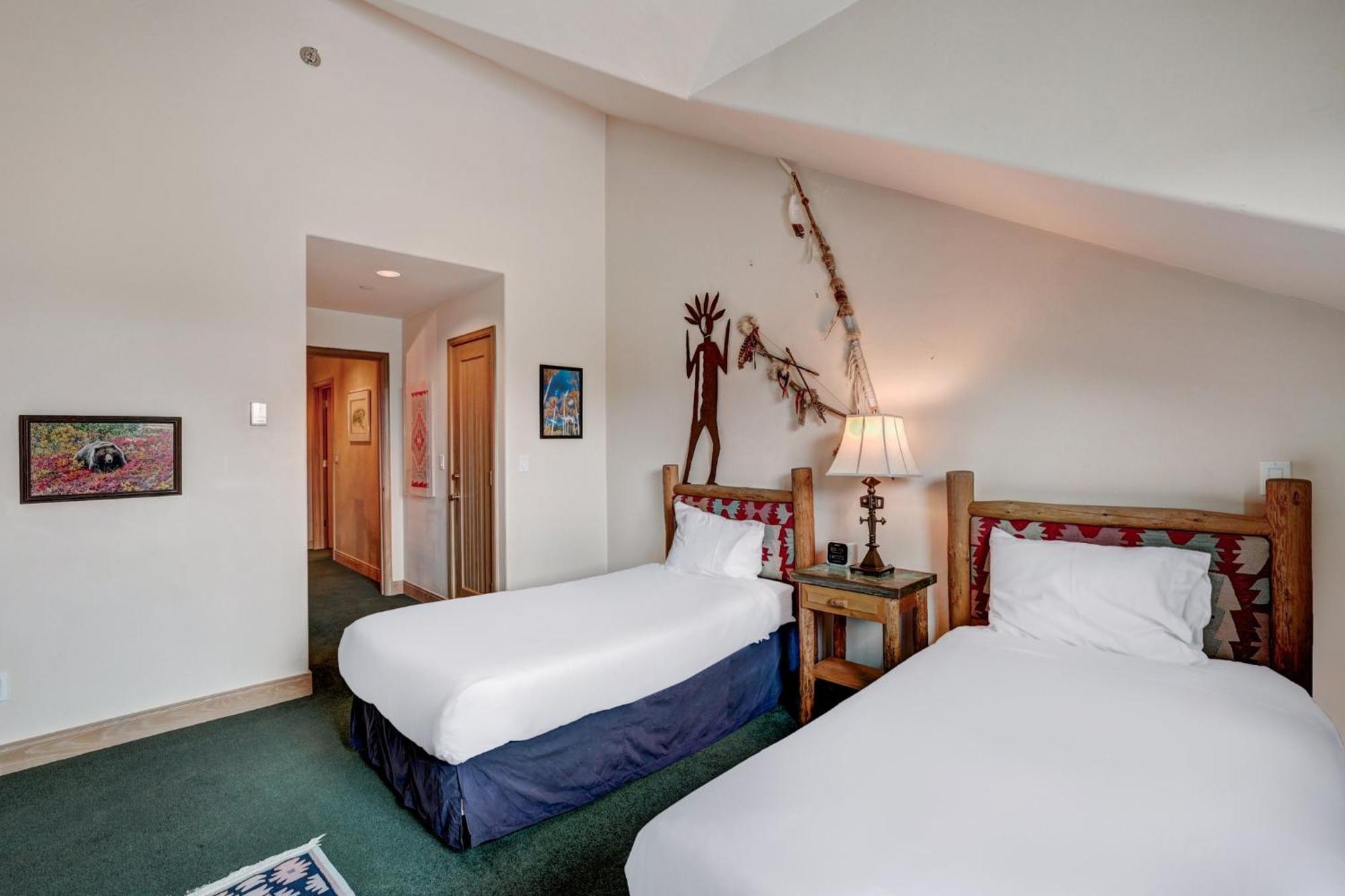 The Pines Lodge, A Rockresort Beaver Creek Bagian luar foto